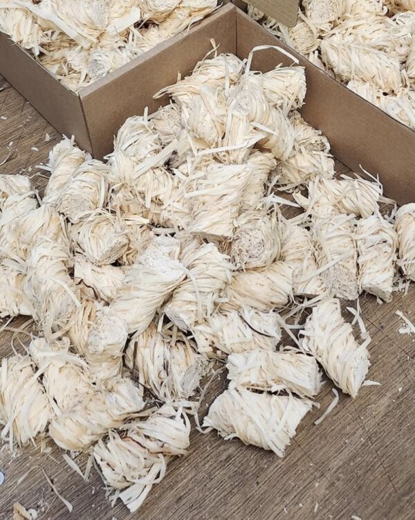 ECO-FRIENDLY FIRELIGHTERS X50 - Image 2